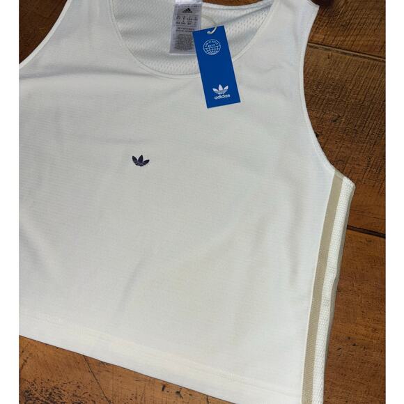 NWT Adidas Womens Three Strips Cream Crop Exercise Top Logo Size Small - Picture 2 of 8